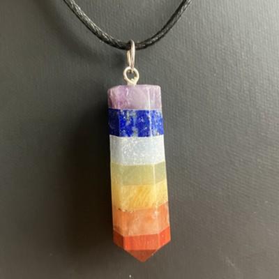 PENDENTIF 7 CHAKRAS