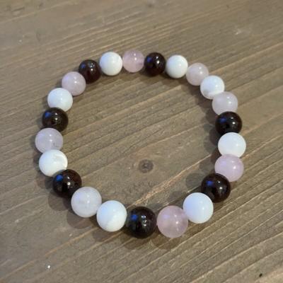 ATTIRER L AMOUR BRACELET
