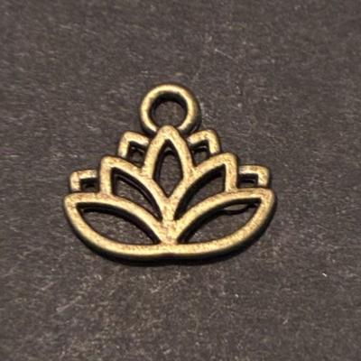 BRELOQUE FLEUR DE LOTUS BRONZE