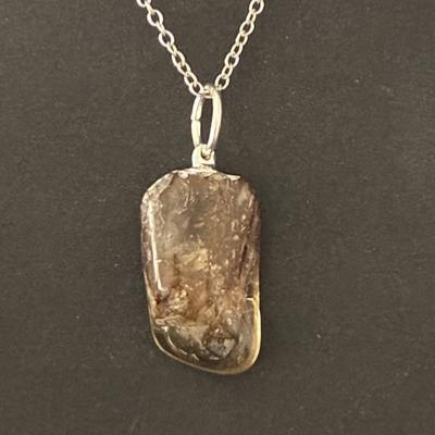 LABRADORITE JAUNE DOREE 2