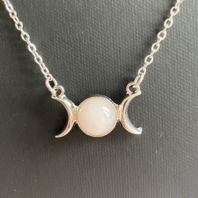 TRIPLE LUNES PENDENTIF