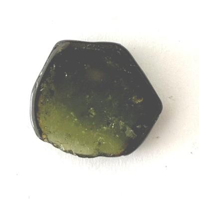TOURMALINE VERTE PLAQUE 6