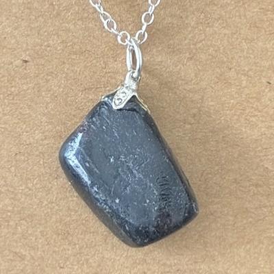ASTROPHYLLITE PENDENTIF 4