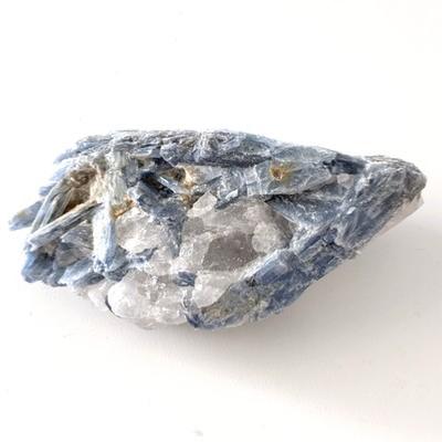 CYANITE KYANITE BRUTE XL 3
