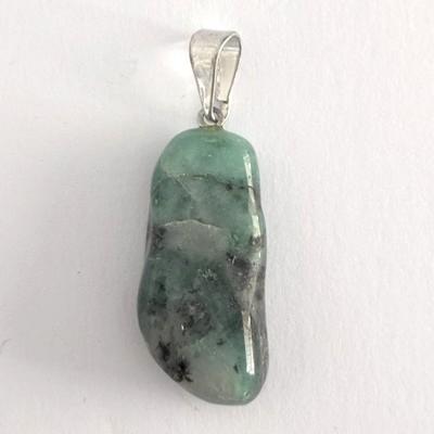 EMERAUDE PENDENTIF 2