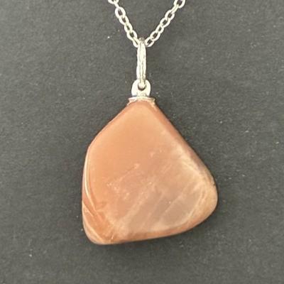 PIERRE DE LUNE PENDENTIF 14