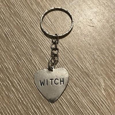 PORTE CLE WITCH