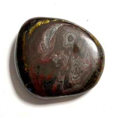 OEIL DE FER PIERRE PLATE 2