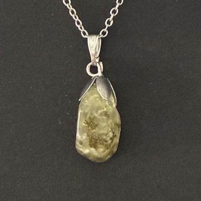 PERIDOT OLIVINE PENDENTIF 2