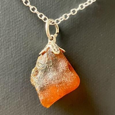 AMBRE PENDENTIF