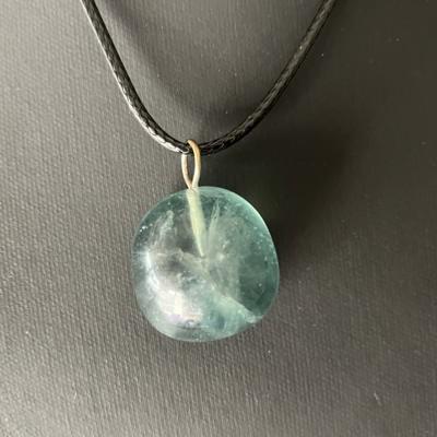 FLUORINE FLUORITE PENDENTIF