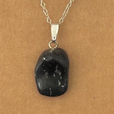 OEIL DE FAUCON PENDENTIF 7