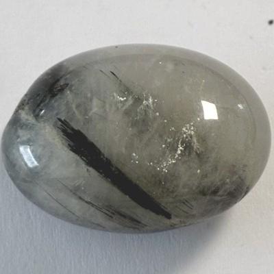 QUARTZ TOURMALINE PIERRE 6