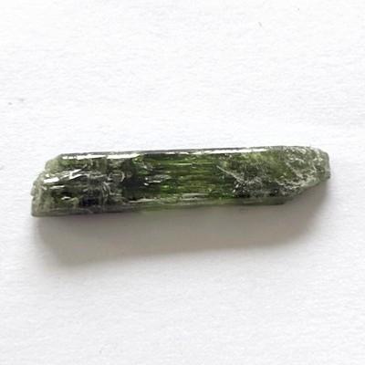 TOURMALINE VERTE BRUTE 4