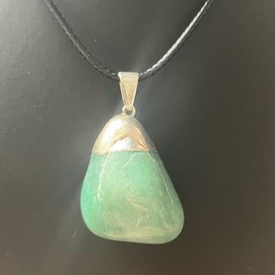 AVENTURINE VERTE PENDENTIF