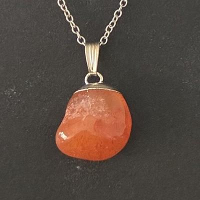 CORNALINE PENDENTIF 11