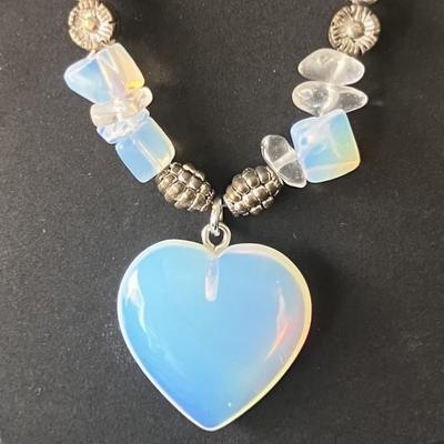 OPALINE COLLIER COEUR