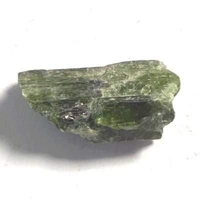 TOURMALINE VERTE BRUTE 3