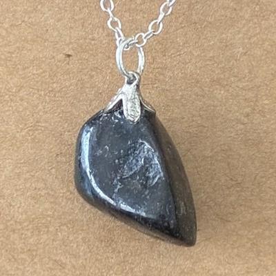 ASTROPHYLLITE PENDENTIF 3