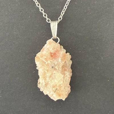 PIERRE DE SOLEIL PENDENTIF BRUT 3