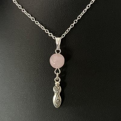 QUARTZ ROSE PENDENTIF DEESSE