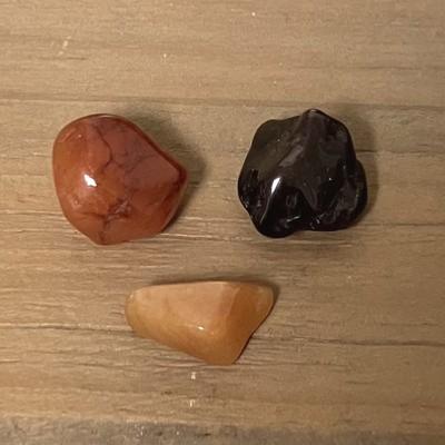 3 PIERRES CHAKRA 2 SACRE