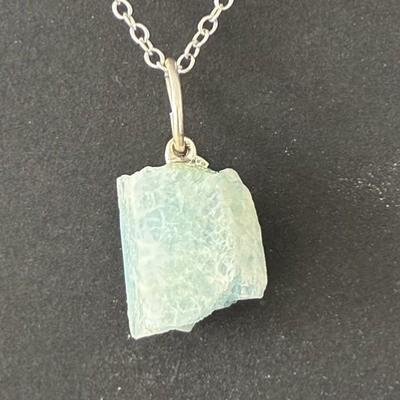 AIGUE MARINE PENDENTIF BRUT 12