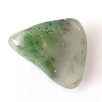 CALCEDOINE VERTE PIERRE 4