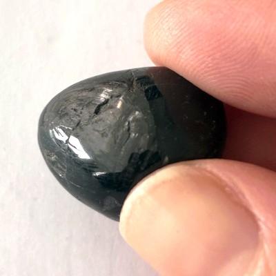 HYPERSTHENE PIERRE 2