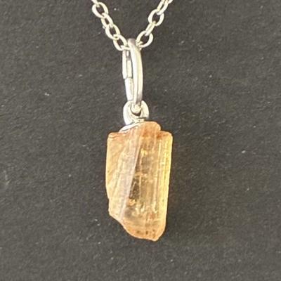 TOPAZE IMPERIALE PENDENTIF 4