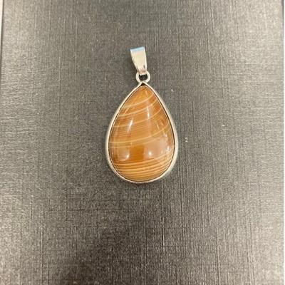 AGATE DE BOTSWANA PENDENTIF