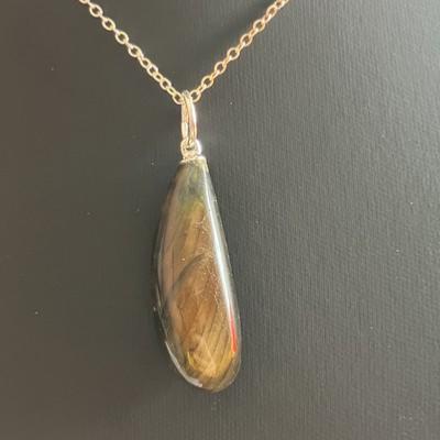 LABRADORITE PENDENTIF