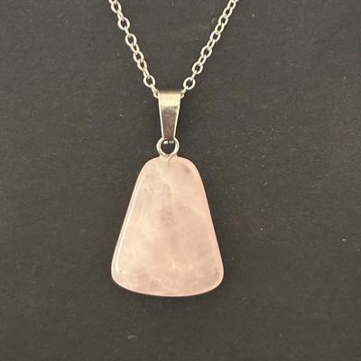 QUARTZ ROSE PENDENTIF 1