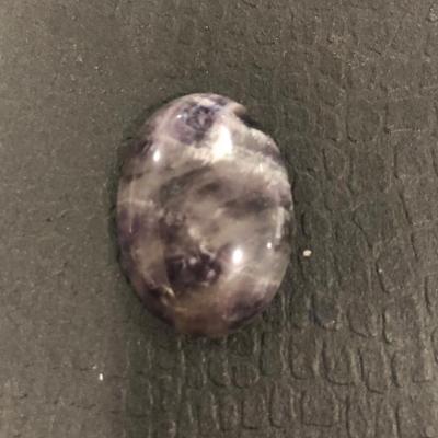 CABOCHON AMETHYSTE