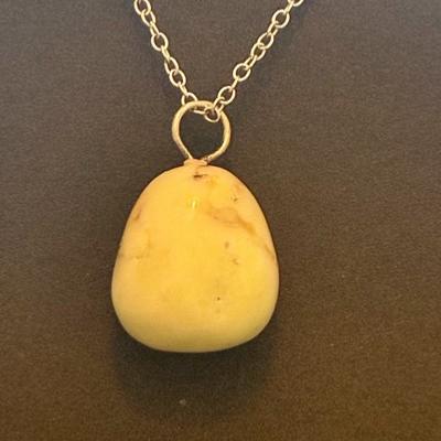 CHRYSOPRASE PENDENTIF 8