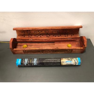 NOTRE DAME DE LOURDES ENCENS BATONS