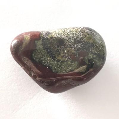DRAGON STONE PIERRE 1