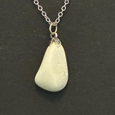 MAGNESITE PENDENTIF 4