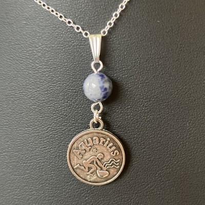 PENDENTIF VERSEAU