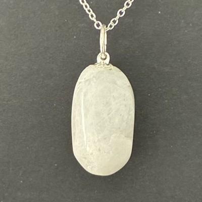 PIERRE DE LUNE BLANCHE PENDENTIF 9