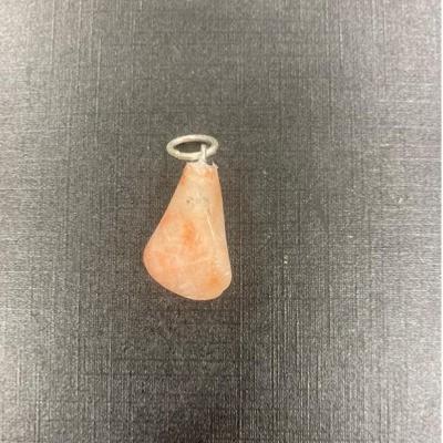 PIERRE DE SOLEIL PENDENTIF
