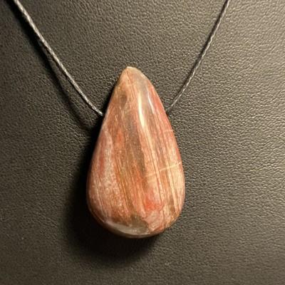 BOIS FOSSILE PETRIFIE PENDENTIF