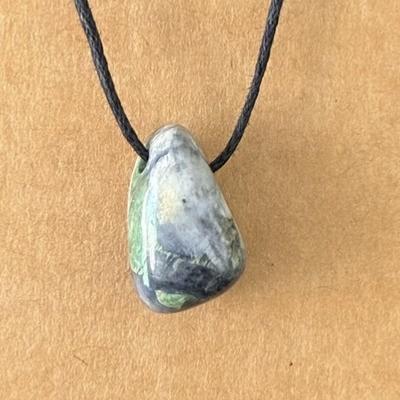 SMARAGDITE PENDENTIF 6