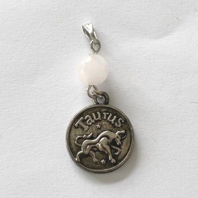 PENDENTIF TAUREAU