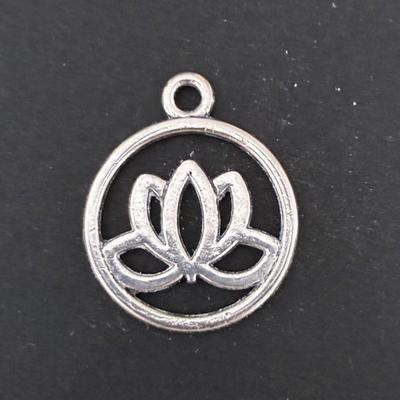 BRELOQUE FLEUR DE LOTUS