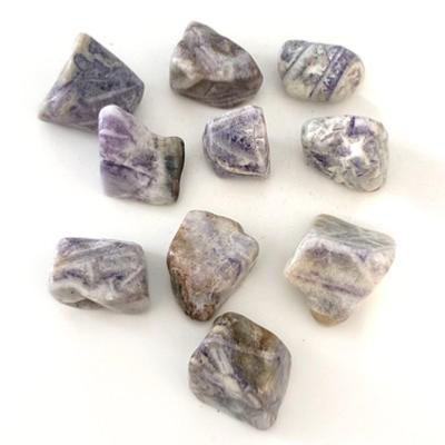 LOT DE 10 PIERRES CHAROITE CLAIRE