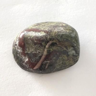 DRAGON STONE PIERRE 3