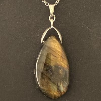 LABRADORITE PENDENTIF 5