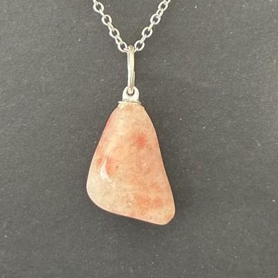 PIERRE DE SOLEIL PENDENTIF 3