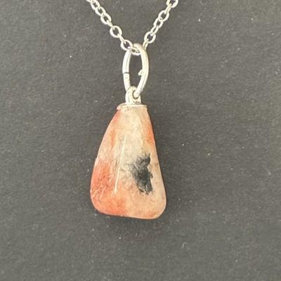 PIERRE DE SOLEIL PENDENTIF 4